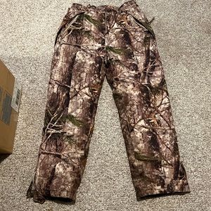 Camo hunting pants
